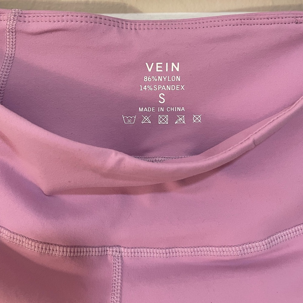 Pink Mesh panel calf leggings